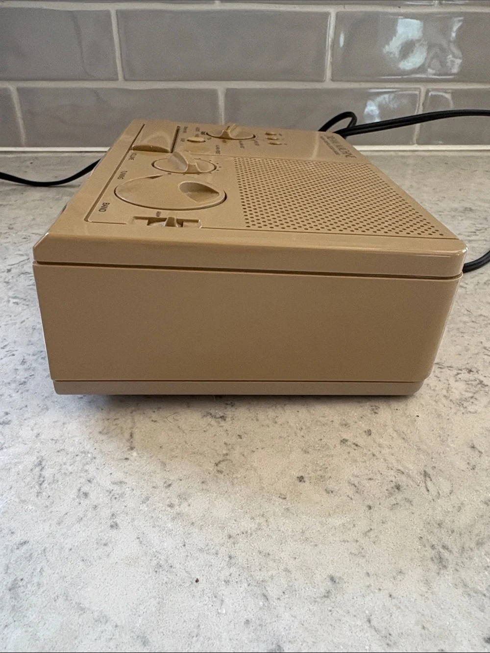 Sony Dream Machine ICF-C2W Vintage Digital Alarm Clock AM/FM Radio - Works